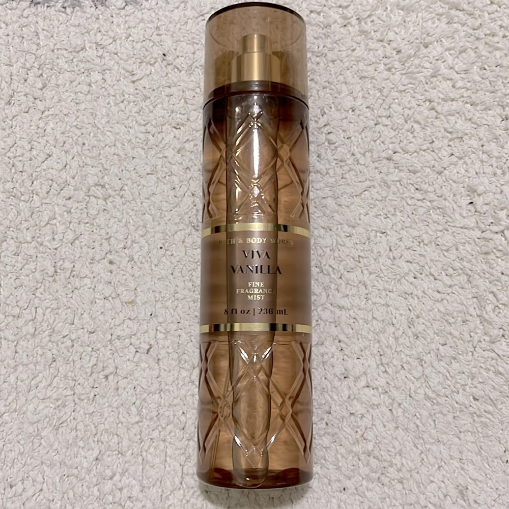 NEW - Bath & Body Works- Viva Vanilla